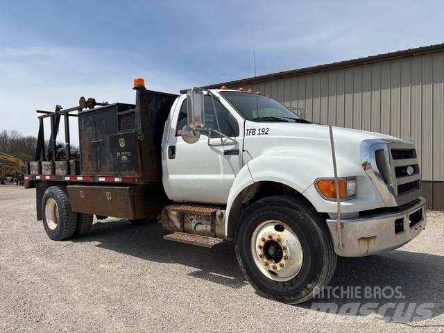 Ford F-750 Stavebnictví - ostatní