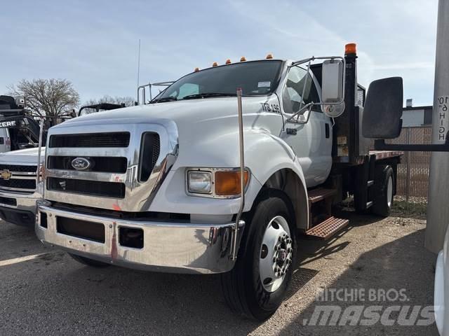Ford F-750 Valníky/Sklápěcí bočnice