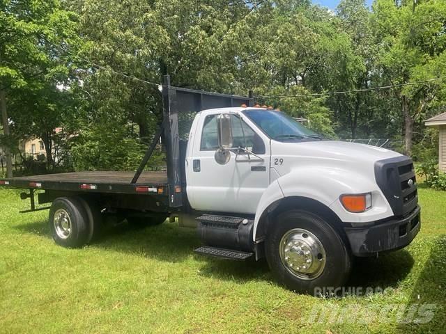 Ford F-750 Valníky/Sklápěcí bočnice