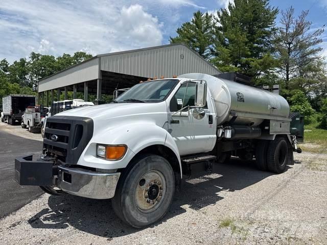 Ford F-750 Domíchávače betonu
