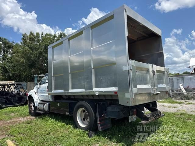Ford F-750 Vozy na dřevní štěpku