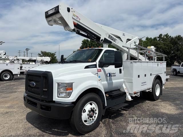 Ford F-750 Autoplošiny