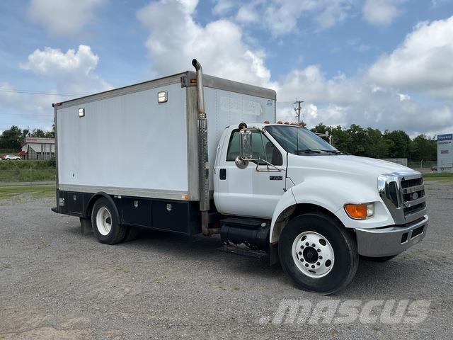 Ford F-750 Stavebnictví - ostatní