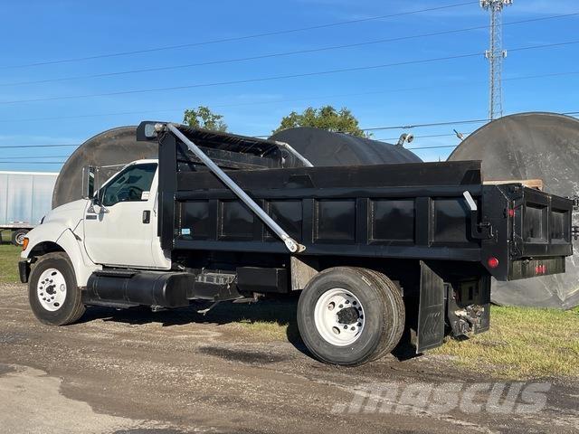 Ford F-750 Sklápěče