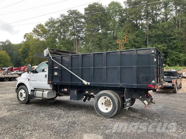 Ford F-750 Sklápěče