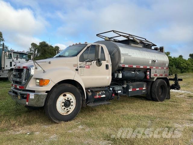 Ford F-750 Domíchávače betonu