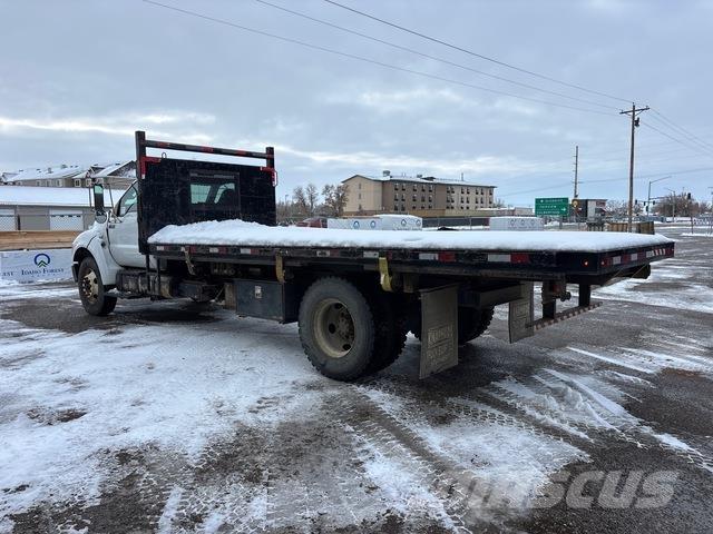 Ford F-750 Sklápěče