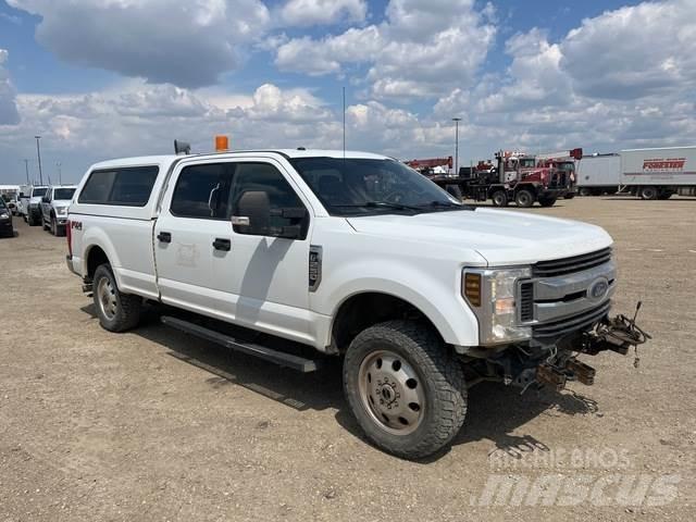 Ford F250 Další