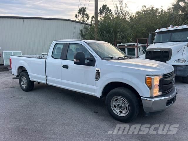 Ford F250 Další
