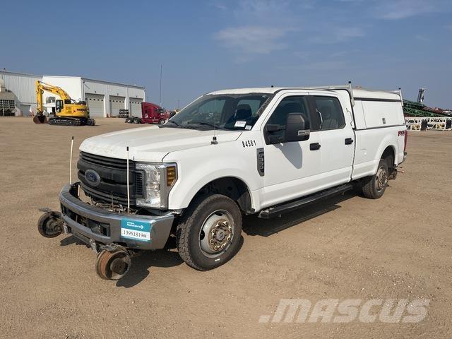 Ford F350 Pick up/Valník