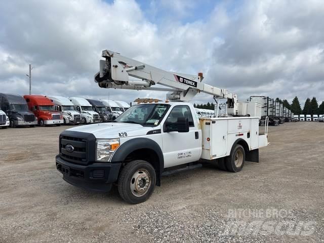 Ford F550 Autoplošiny
