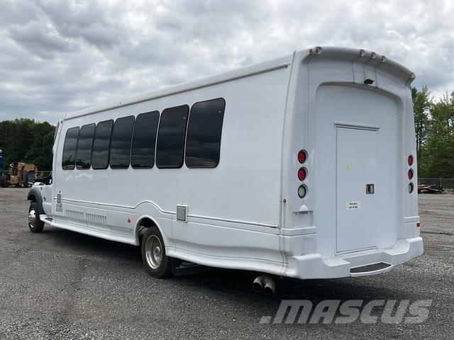 Ford F550 Minibusy