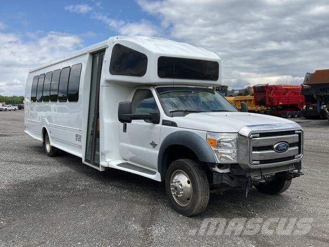 Ford F550 Minibusy