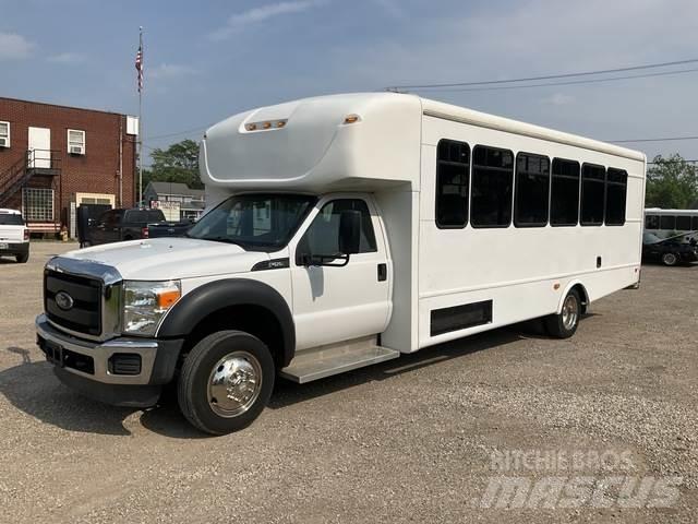 Ford F550 Minibusy