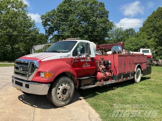 Ford F750 Komunální / Multi-užitková vozidla