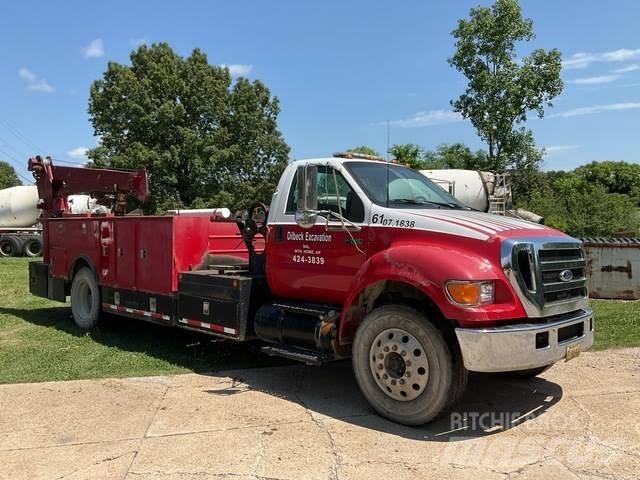 Ford F750 Komunální / Multi-užitková vozidla