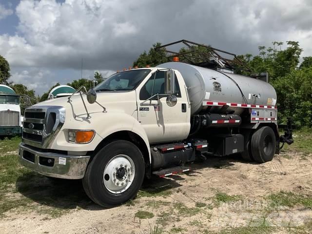 Ford F750 Domíchávače betonu