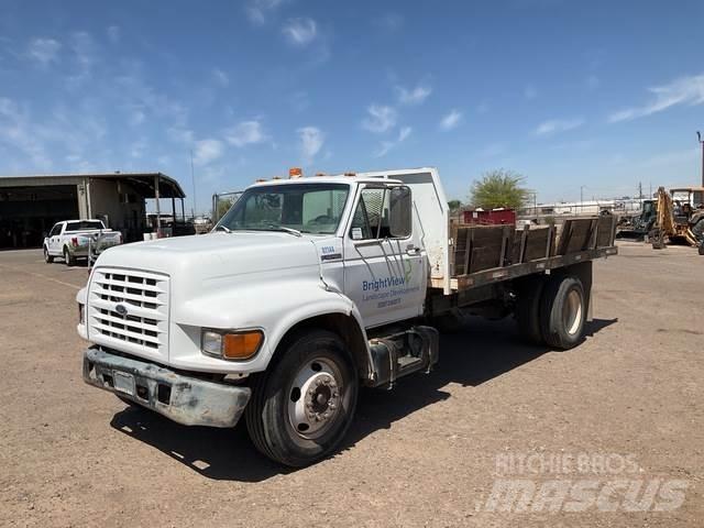 Ford F800 Sklápěče