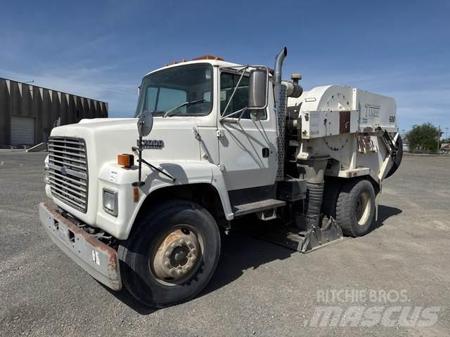 Ford LN7000 Zametací vozy