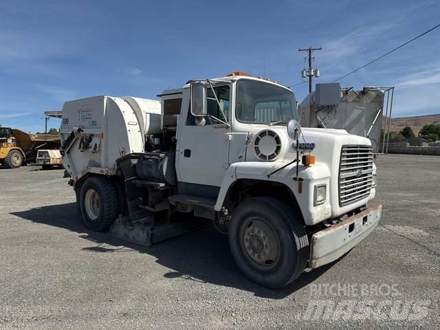Ford LN7000 Zametací vozy