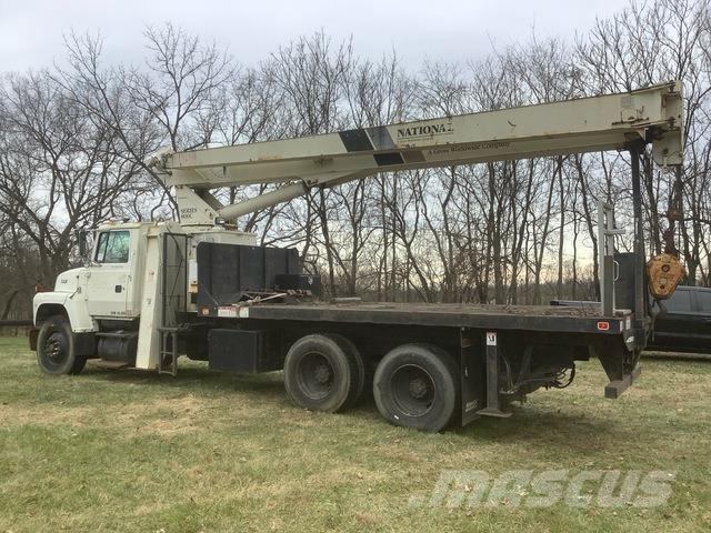 Ford LNT8000 Další