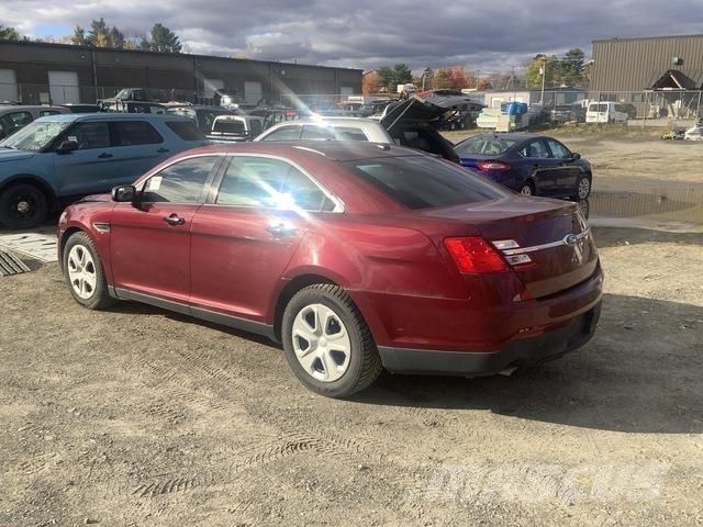 Ford Taurus Osobní vozy