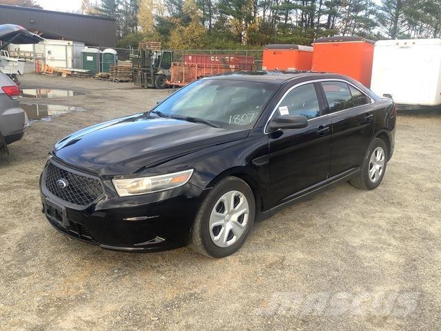 Ford Taurus Osobní vozy