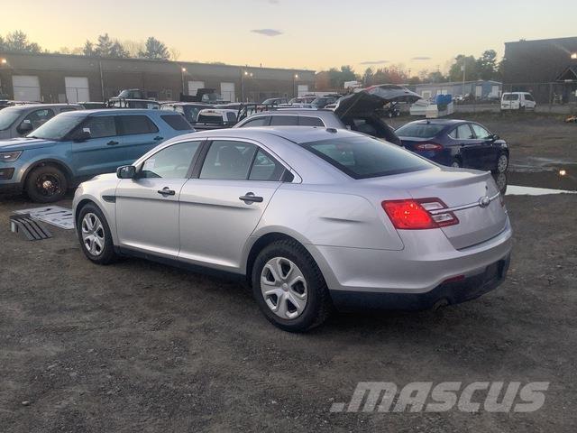 Ford Taurus Osobní vozy