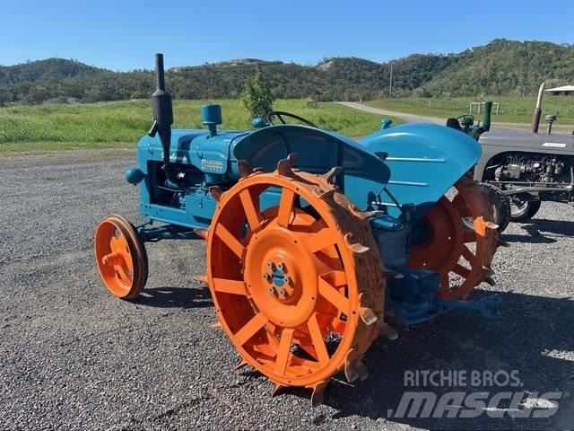 Fordson Major Stavebnictví - ostatní