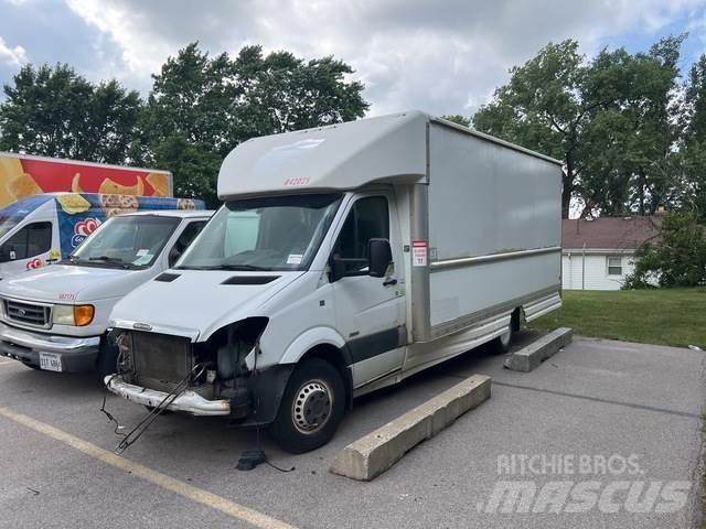 Freightliner  Dodávky
