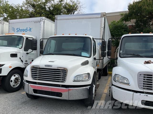 Freightliner  Skříňová nástavba