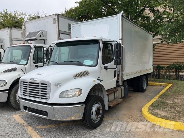 Freightliner  Skříňová nástavba