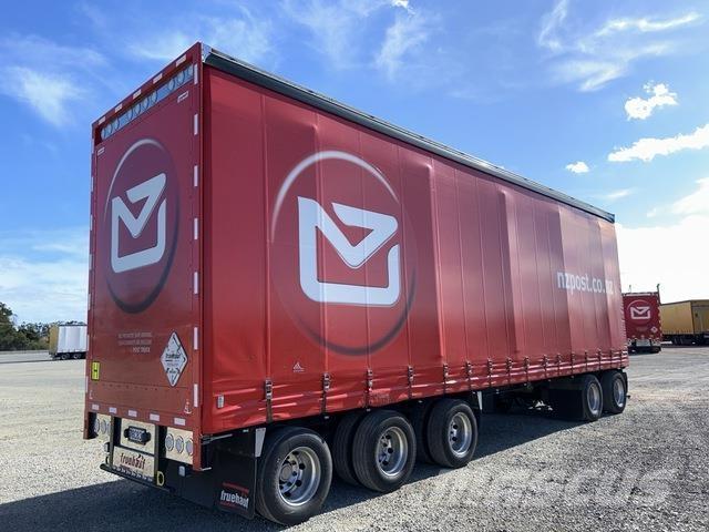 Fruehauf  Plachtové přívěsy