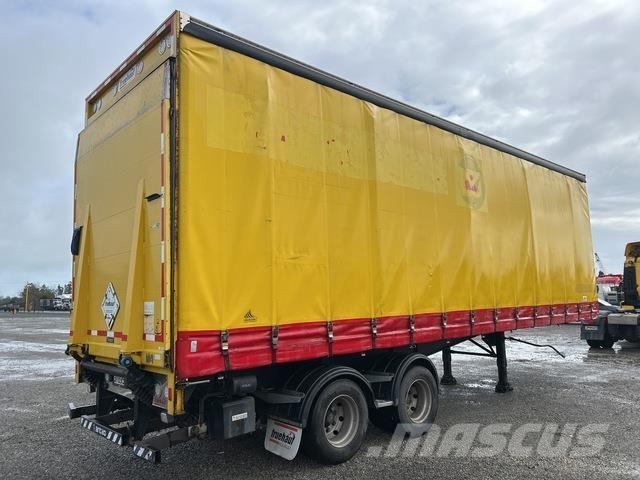 Fruehauf FBC Plachtové přívěsy