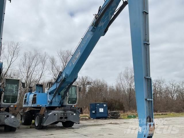 Fuchs MHL360 Stroje pro manipulaci s odpadem