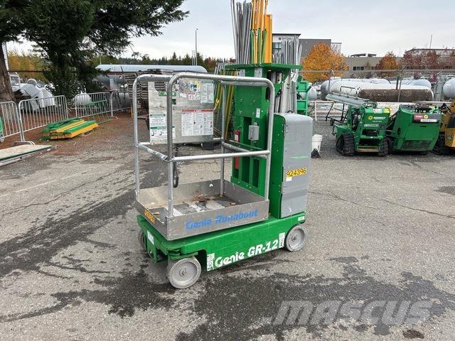 Genie GR-12 Vertikální sloupové výtahy