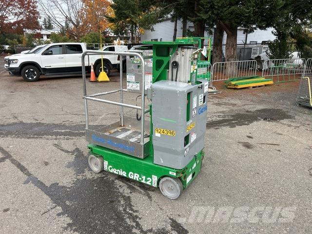 Genie GR-12 Vertikální sloupové výtahy