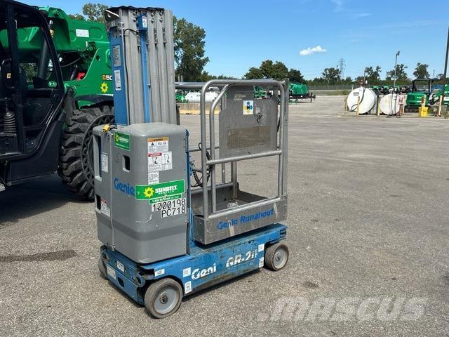 Genie GR-20 Vertikální sloupové výtahy