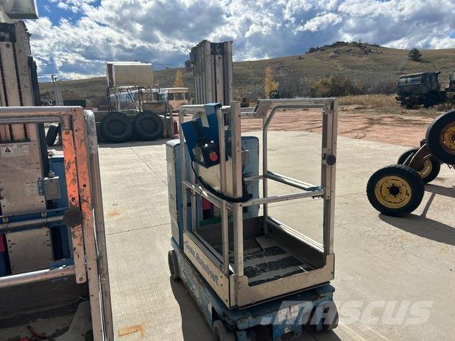 Genie GR-20 Vertikální sloupové výtahy