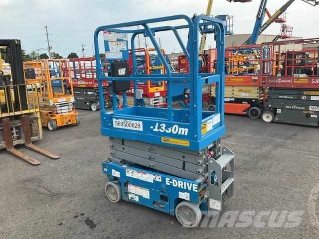 Genie GS-1330M Nůžková zvedací plošina