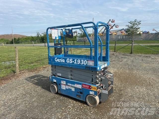 Genie GS-1930 Nůžková zvedací plošina
