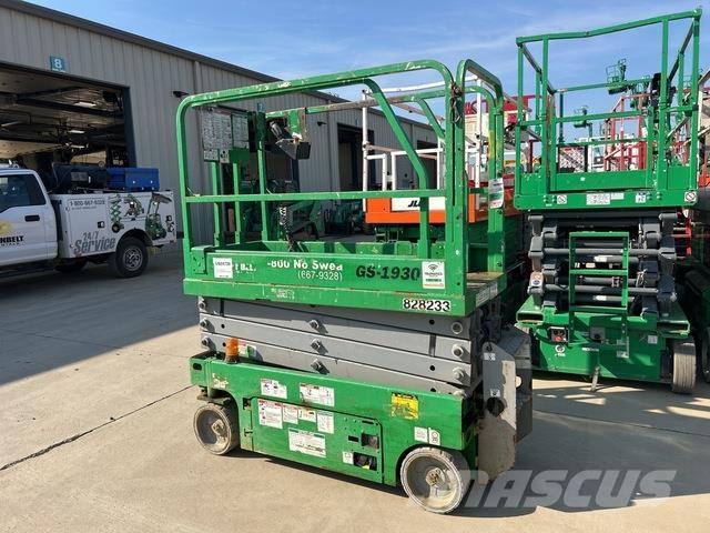 Genie GS-1930 Nůžková zvedací plošina