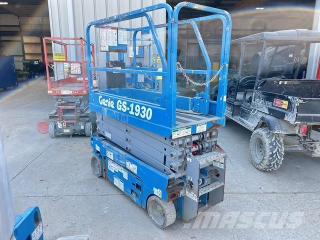 Genie GS-1930 Nůžková zvedací plošina