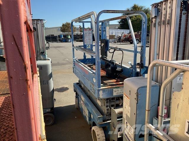 Genie GS-1930 Nůžková zvedací plošina