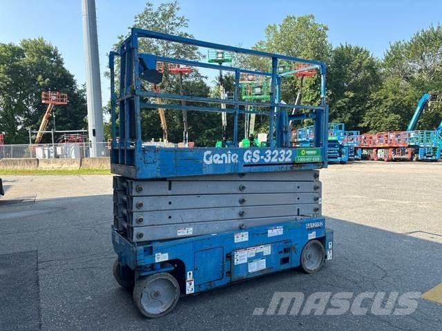 Genie GS-3232 Nůžková zvedací plošina