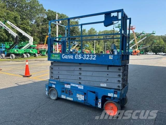 Genie GS-3232 Nůžková zvedací plošina