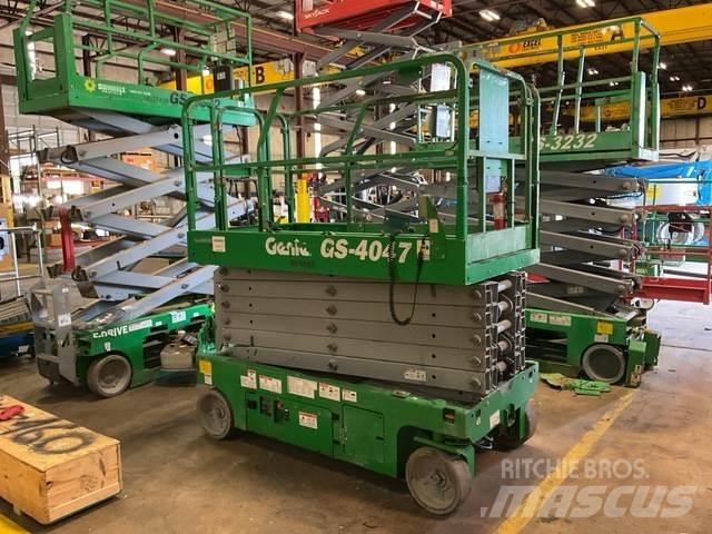 Genie GS-4047 Nůžková zvedací plošina