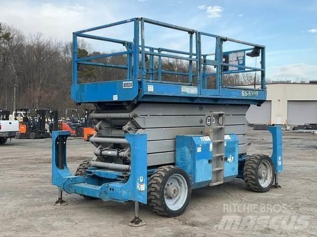 Genie GS-5390 Nůžková zvedací plošina