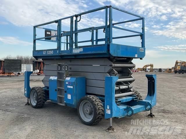 Genie GS-5390 Nůžková zvedací plošina