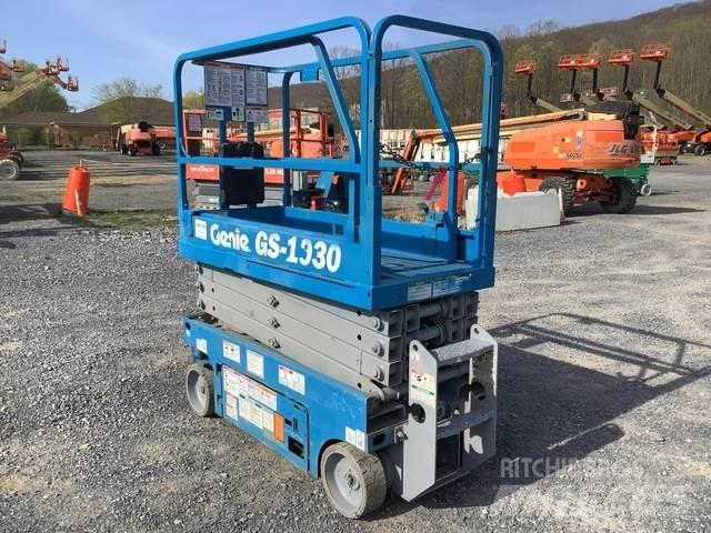 Genie GS1930 Nůžková zvedací plošina
